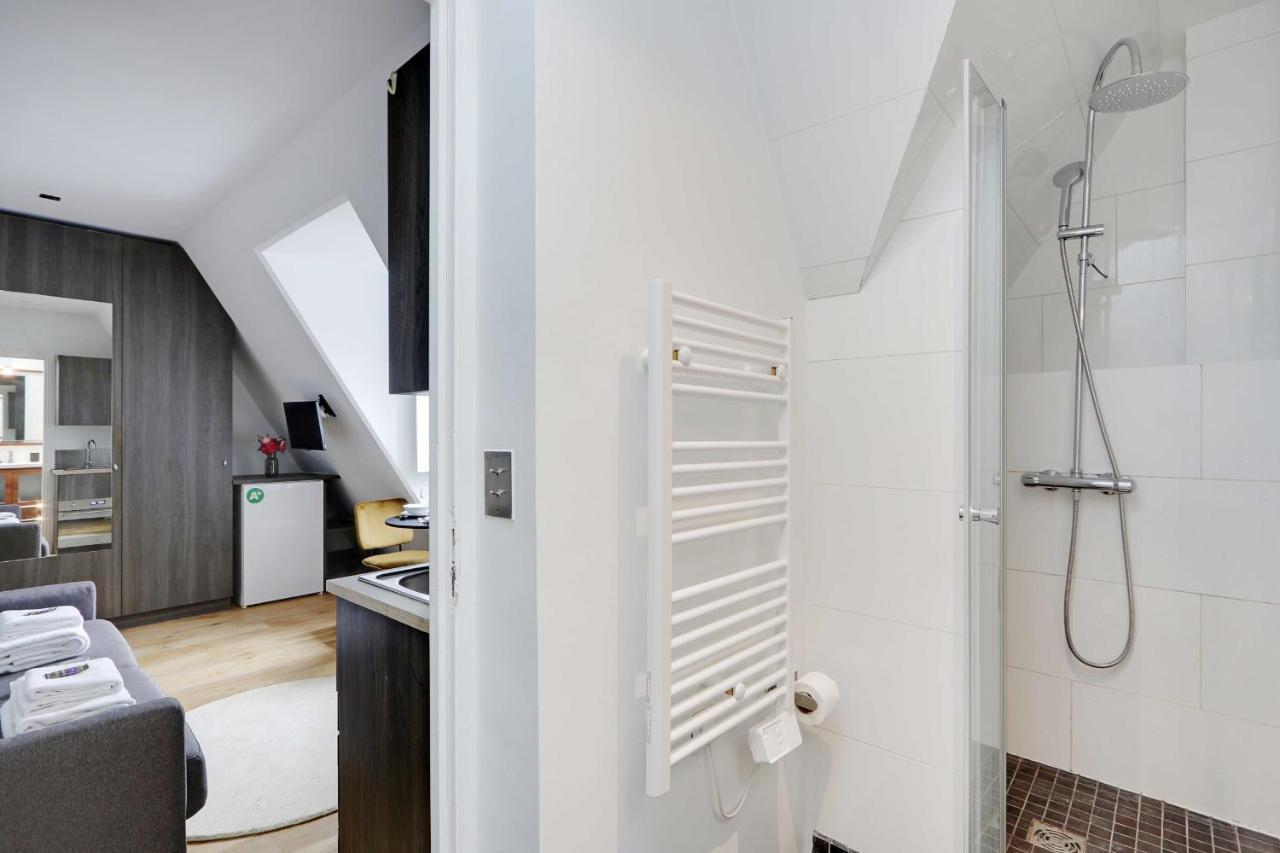 Superb Studio-2p- Arc De Triomphe Porte Maillot 51 Appartement *